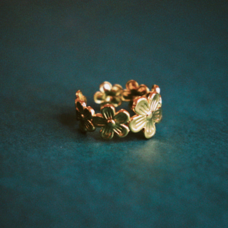 HIBISCUS RING - BasoaJewellery